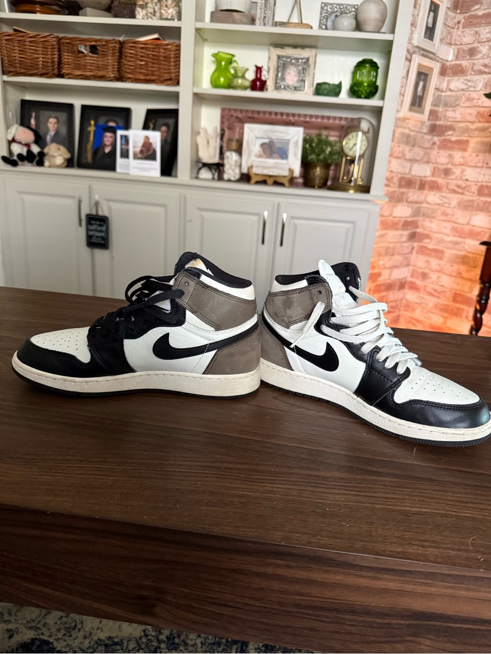 Nike Air Jordan mocha High Top Sneakers - Black White Taupe